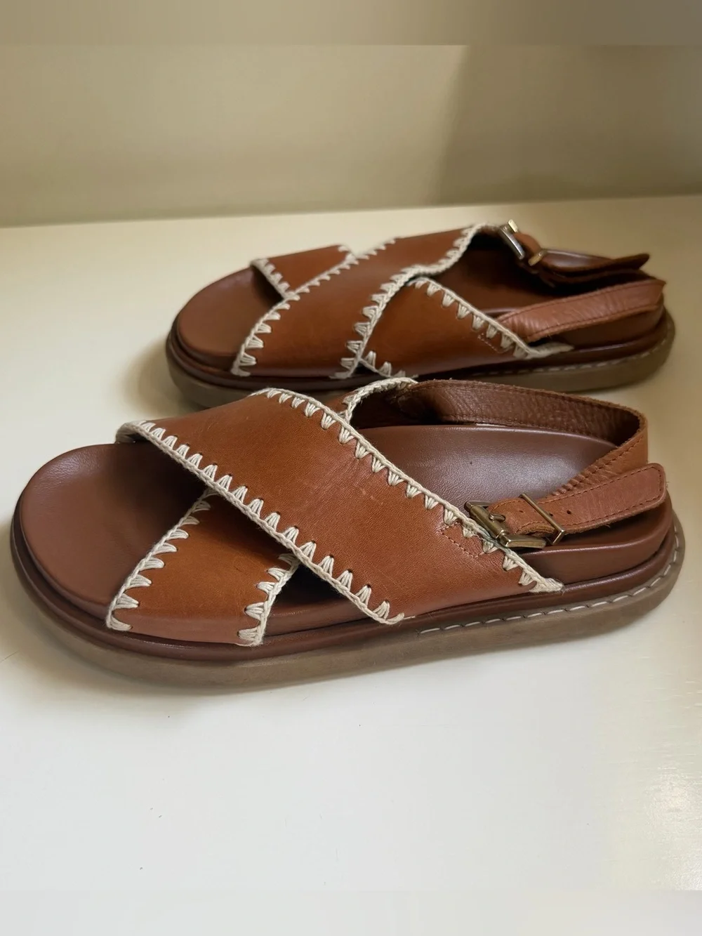 Alohas Marshmallow Leather Sandals Slingback Tan Size 7.5 Comfort